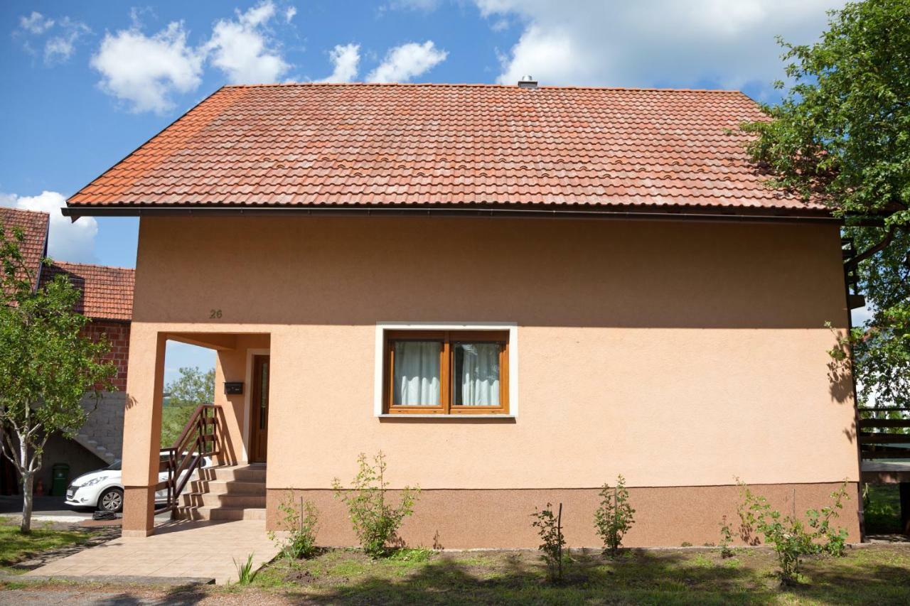 Apartment Majetic Gornji Vaganac Exteriör bild